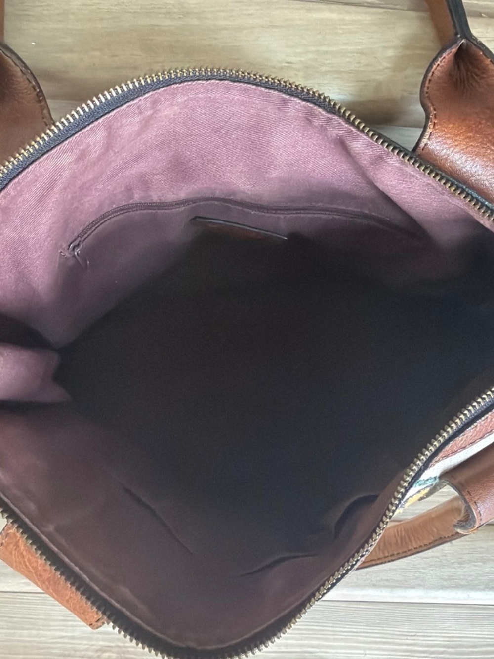Fossil Handbag - Picture 2 of 4